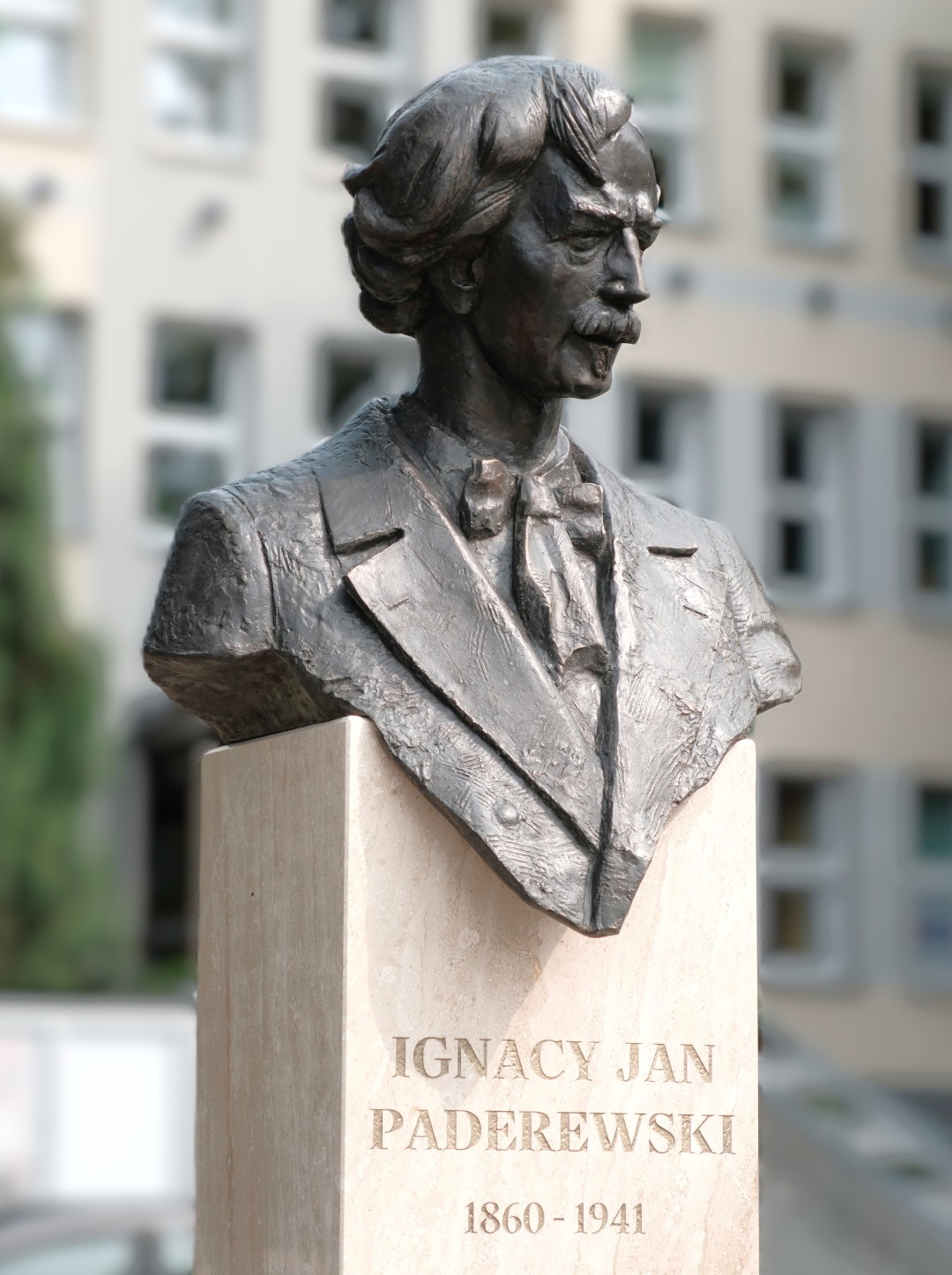 http://m.82-200.pl/2025/06/orig/pomnik-paderewskiego-2-11611.jpg