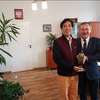 Wizyta gościa z Chin w malborskim magistracie