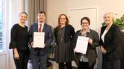Organizatorki Ogólnopolskiej Akcji Zdrowotnej „Spacer po Zdrowie – Zaproś Swojego Lekarza” z wizytą u burmistrza