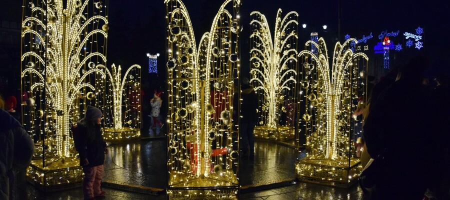 Mikołaj odwiedził Malbork. Miejska zabawa otworzyła świąteczny sezon