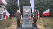 Odsłonięcie pomnika upamiętniającego ofiary zbrodniczych ideologii: niemieckiego nazizmu i sowieckiego komunizmu