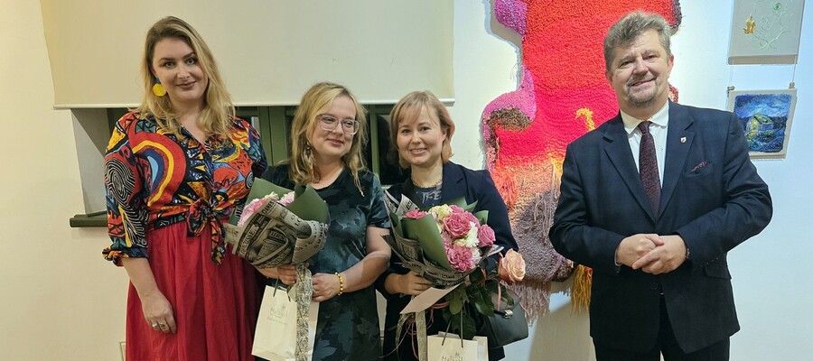 artystki, burmistrz, i dyrektor MCKiE