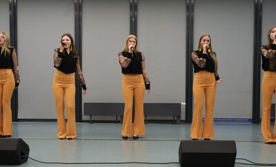 Muzofanki wystąpiły na noworocznym spotkaniu seniorów w U3W