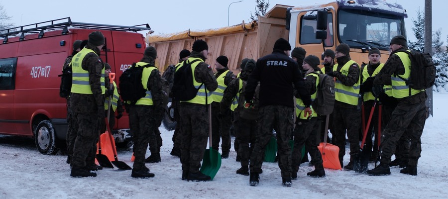Żołnierze WOT wspierają działania służb kryzysowych w Malborku
