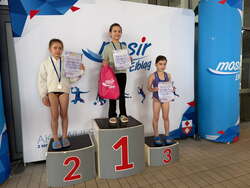 zawodniczki na podium