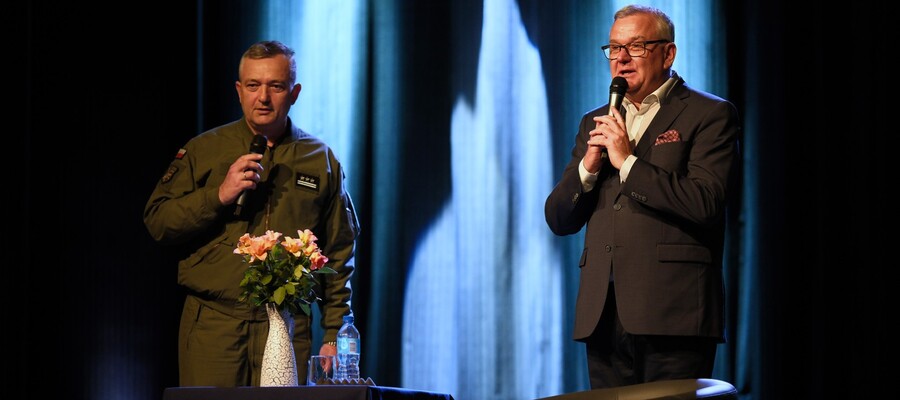 Spotkanie z Arturem Andrusem w Klubie 22. BLT pełne humoru i anegdot