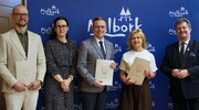 Dyrektorzy malborskich szkół podstawowych z powierzeniem stanowisk na kolejną kadencję