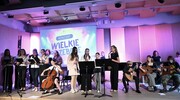 Wspólne śpiewanie i niezapomniane przeboje w Państwowej Szkole Muzycznej