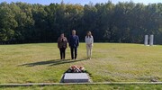 Malborska delegacja uczciła pamięć cywilnych ofiar II wojny światowej pochowanych w Glinnej