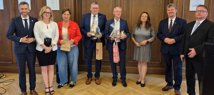 delegacja z Malborka z burmistrzem Berlingiem i Achimem Hamingiem