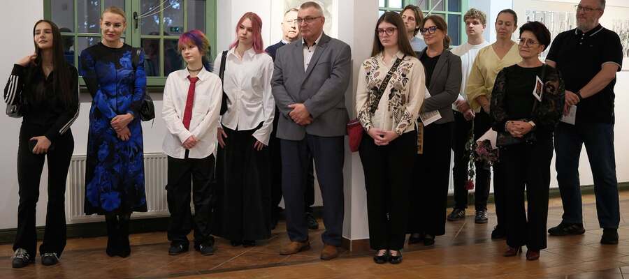 „POSZUKIWANIA 2026” – młodzi artyści zaprezentowali swoje prace w Galerii Nova
