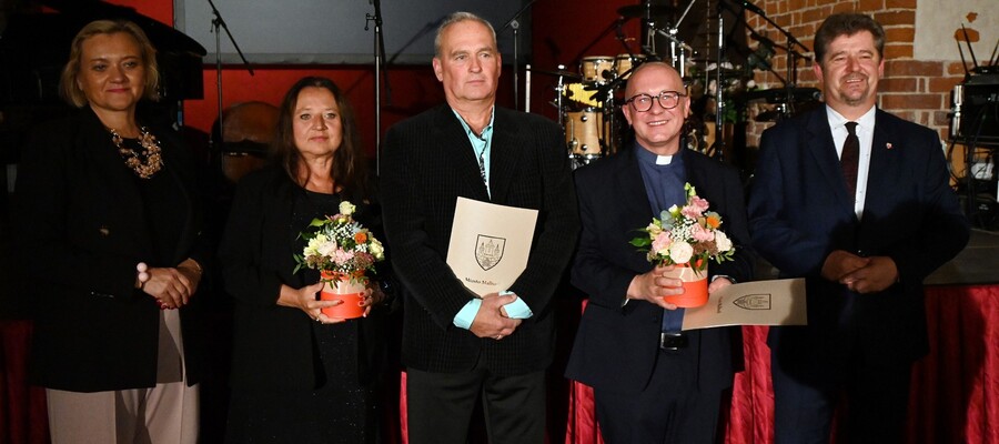 Inauguracja Roku Kulturalnego w Malborku. Nagrody dla zasłużonych i wyjątkowy koncert Hanny Banaszak